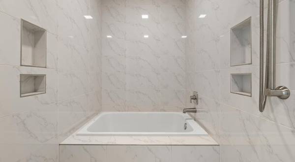 $1,799 / 694ft2 - ¡Hasta 6 semanas gratis! Vive a pasos del frente acuático en Portland Astoria (Downtown Portland)63831251354499122