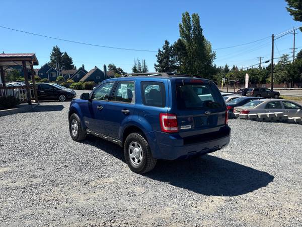 Escape XLS 2WD manual de Ford 2008 - $3.999 (Lynnwood, WA)63617918638979124