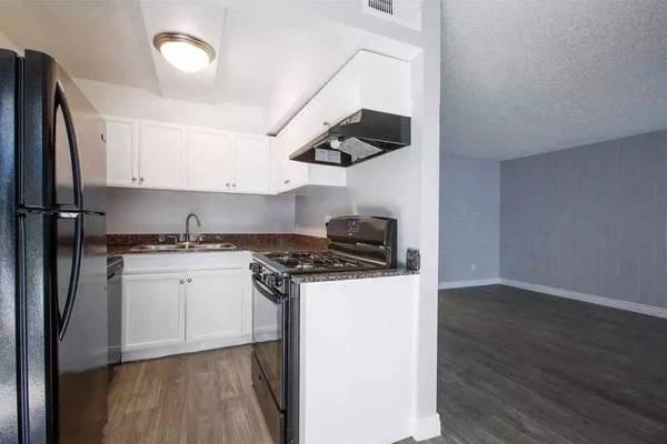 $1,399 / 2br - 840ft2 - Apartment Rentals. Find the perfect place near you! (Phoenix)64024823638018120