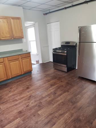 1/bd, Pet Friendly (Pet Fees Apply), Situated in ! 1