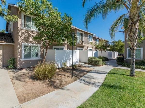$1,999 / 2br - In Moreno Valley, Soothing Spa/Hot Tub, 2B/1B (23925 Bay Ave, Moreno Valley, CA)64028081986434124