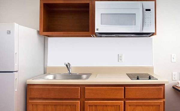 $1,624 / 1br - Your Ideal Stay - Affordable Monthly Rates, No Deposit Needed! (951 N. Frontage Road, Darien, IL)63781655135875124