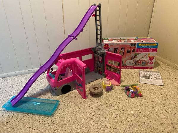 Barbie Dream Camper 1