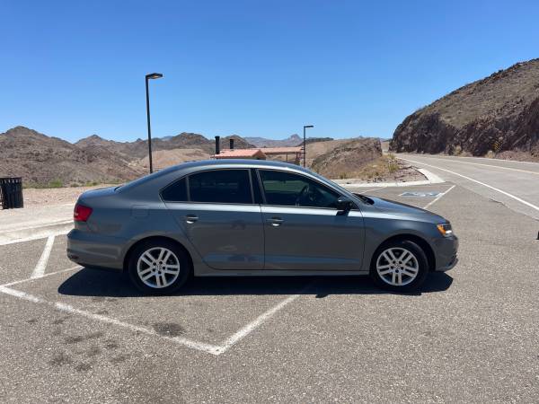 2015 VW JETTA - $10,00063616926844163122