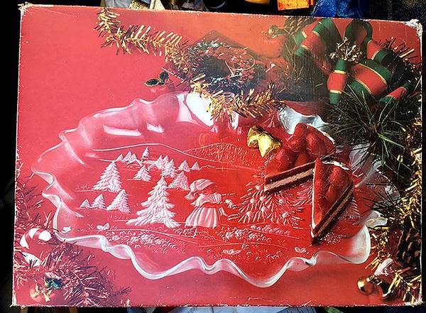 New Mikasa Christmas Story Platter 1