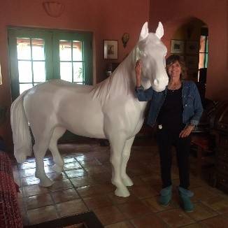 HORSE, FULL SIZE PAINTED STATUES 1