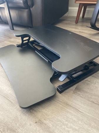Flexispot Alcove Riser Standing Desk Converter 1