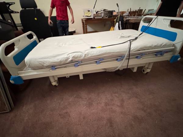Electric bed 1