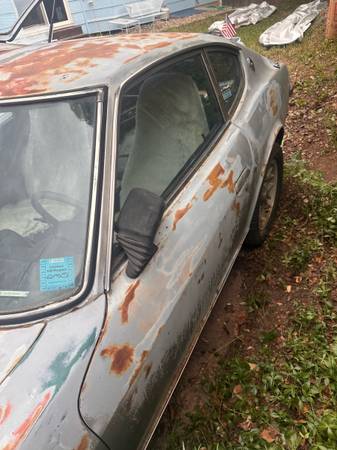 1974 Datsun 260Z V-8 - $3,750 (Golden)63620040694019124