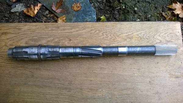 M22 Muncie Main Shaft 32 Spline for Chevy Rock Crusher 1