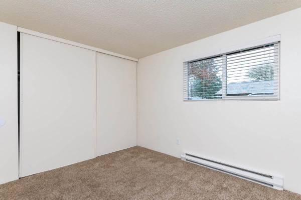 $1,675 / 2br - 832ft2 - ¡Ubicación conveniente de 2 habitaciones / 1 baño! 832 pies cuadrados. ¡Transporte cercano! (Tigard)63831537364609120