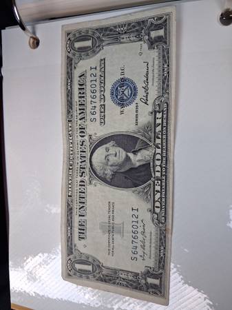 Rare 1935 $1 silver certificates bill 1