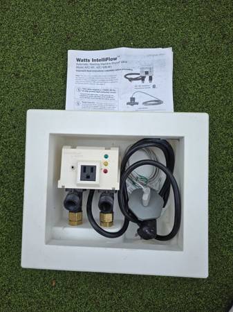 Watts IntelliFlow Automatic Washing Machine Shutoff Valve 1