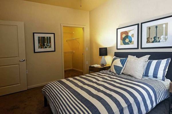 $1,437 / 2br - Refreshing Pool, Playground, Ceiling Fans (Copper Wood Ln SE, Lacey, WA)63814811614081124
