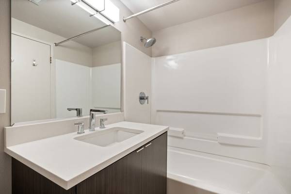 $3,920 / 1br - 606ft2 - Housekeeping Services, Barbecue Area, 1bd 1ba (palo alto)64000748876033122