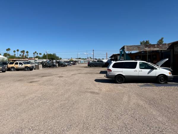 $340 / 1800ft2 - Contractor Work Storage Area (Tucson)63674704618115124