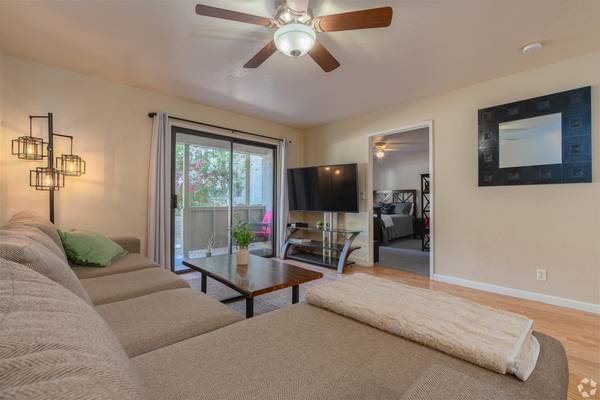 $2,580 / 4br - 1410ft2 - 4BD 2BA, Walk-in closet, Chico CA (815 Pomona Ave, Chico, CA)63972104354179121