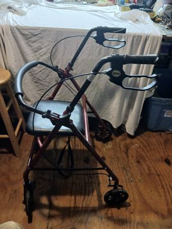 WALKER Adjustable Foldable - $30 (Brooklyn, Coney Island)63471376441985122