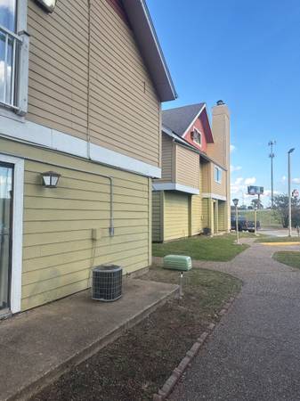 Hotel Maintenance Technician (70-Room Property) 1