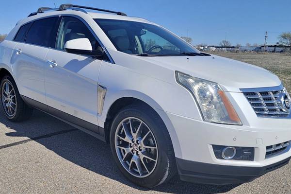 2015 Cadillac srx 1