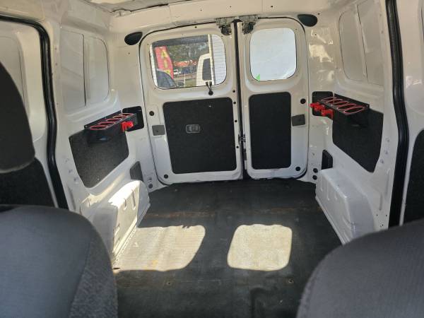 2014 Nissan NV200 SV — - Photo 5