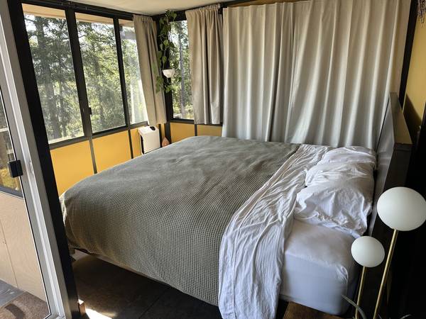 $2,100 / 1br - 750ft2 - Beautiful & Sunny 1 bedroom with Ocean views (santa cruz)63852073121539122