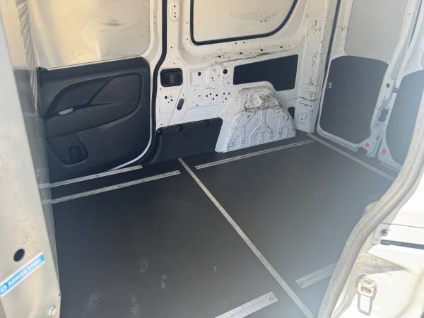 2022 RAM Promaster City Tradesman - Photo 8
