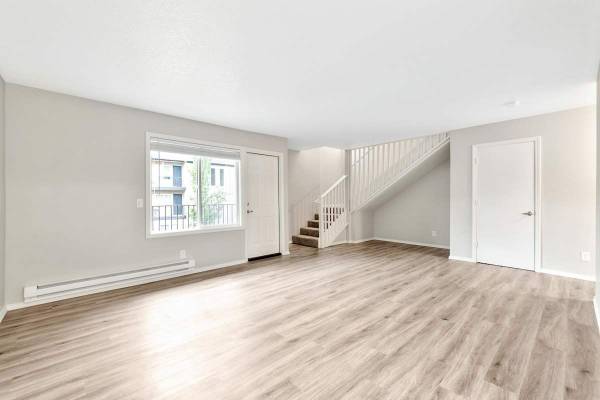 $2,100 / 3br - 1124ft2 - Vaulted Ceilings, 24/7 Emergency Maintenance, Pet Friendly Community (18540 SW Boones Ferry Rd, Tualatin, OR)63831396538497124