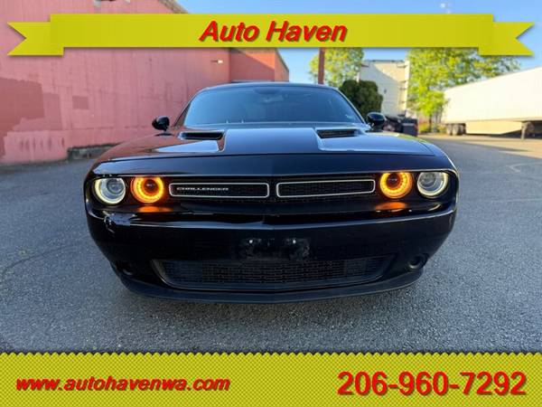 2015 Dodge Challenger SXT - $9,50063623005528833122