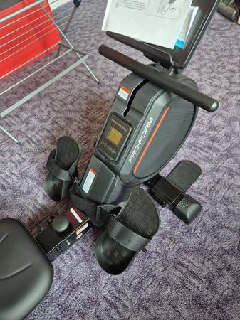 Proform magnetic rowing machine 550r 1