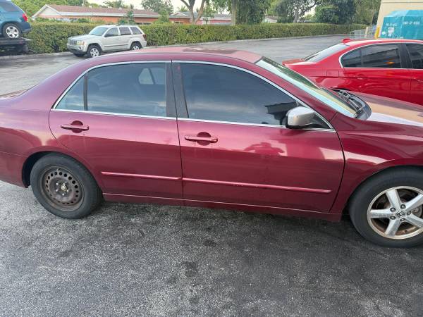 2004 Honda Accord - $2,50063479597762177121