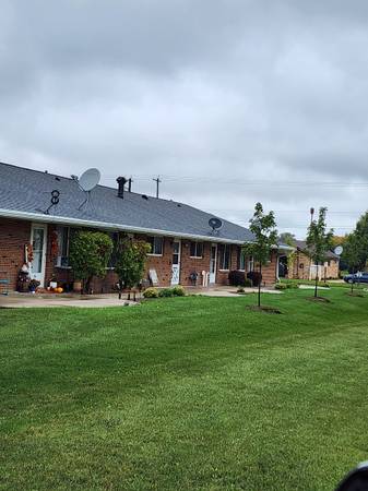 $825 / 1br - 1 Car Garage - Brownsville (Brownsville)63845964222209121