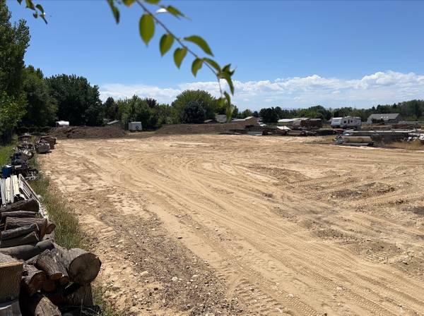 $50 RV, Boat , Vehicle Storage (Nampa Airport ) 1