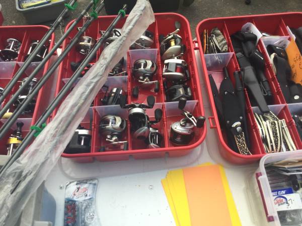 Yard sale photo