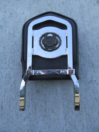 Barras para pasajero Harley con almohadillas - $40 (Grass Valley, CA)63470454800513123