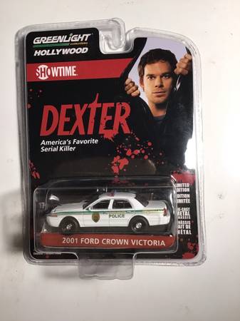 1/64 Greenlight Collectibles Dexter 2001 Ford Crown Victoria Limited Edition 1