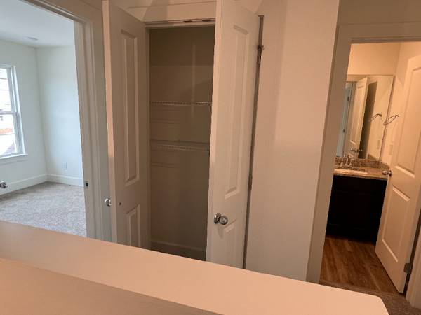 $1395.00 / 2br - 1000ft2 - 2bd/1.5ba Townhome63904698605698121