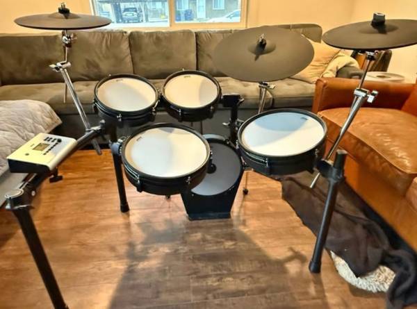 ATV EXS-5 electronic Drum set Great condition mesh heads 1