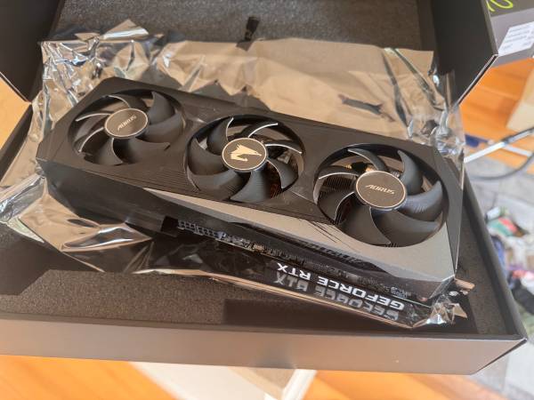 Gigabyte GeForce RTX 3060 Ti Video Card 1