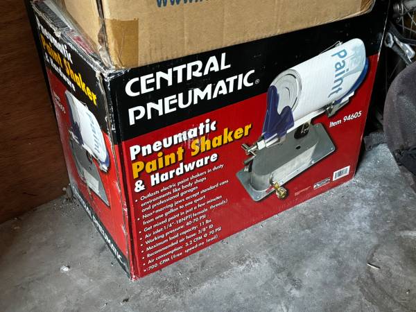 Central paint shaker 1