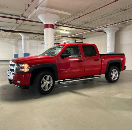 2011 CHEVROLET SILVERADO 1500 LT - $11,50063618825982209121