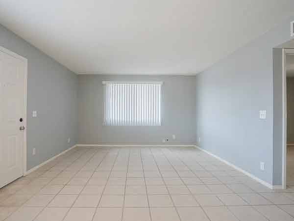 $700 / 2br - 896ft2 - *-Charming 2BR/1BA Phoenix Home - Prime Location-* (Phoenix, AZ)64024825993090121