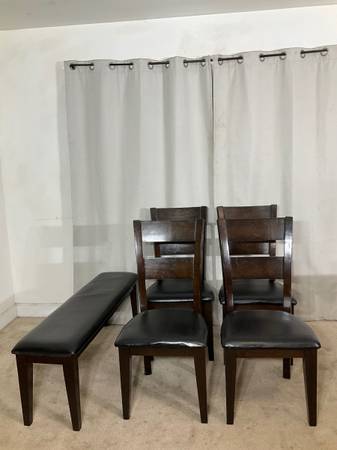 Dining Chairs & Bench Set SEATING FOR 6! 1
