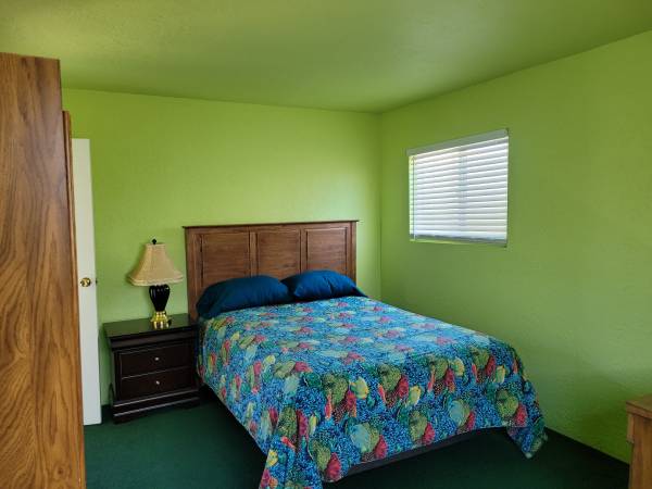 $850 / 1br - SANTEE---LARGE ROOM FOR RENT---UTILITIES INCLUDED --FURNISHED--- $850 (Santee)63621322523139121