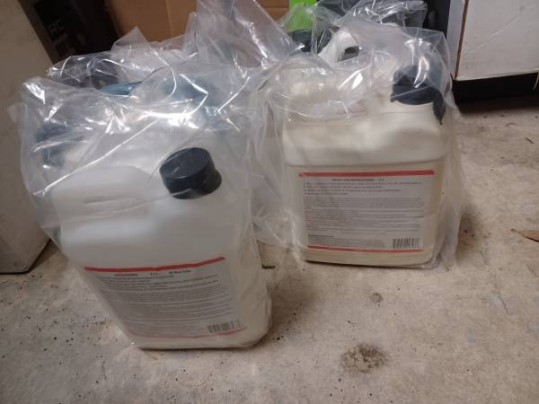 Commercial grade Bathtub reglaze epoxy paint, for 1 bathtub 1