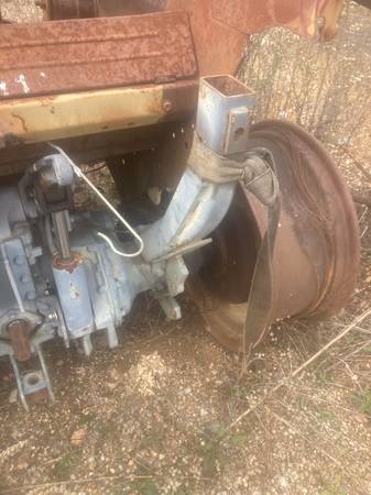 Kubota L3130 trasera - $900 (Birmingham)63471122745729121