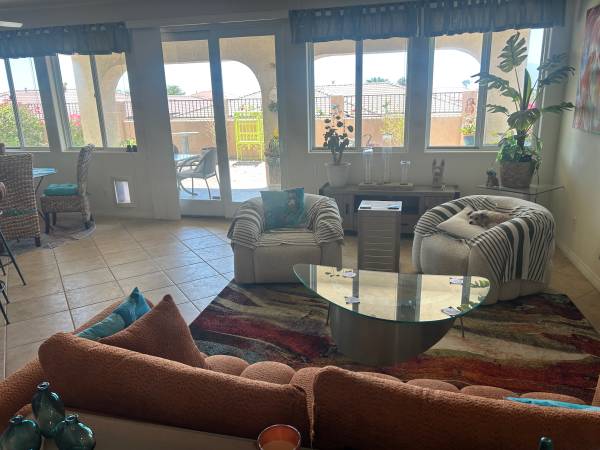 $750 / 1br - Roommate for gay household (DHS)63736289948929121