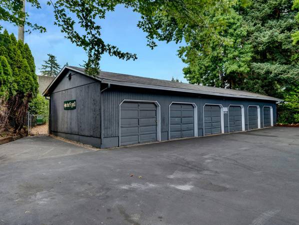 $1,495 / 2br - Relaxing 2B Apartment w Private Patio, Renovated Pool | In Beaverton (Beaverton)63820824964483124