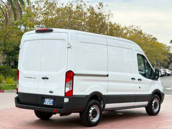 2018 Ford Transit 250 3dr - Photo 8