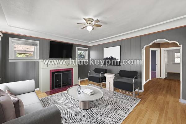$2,295 / 2br - 2300ft2 - Fabulous Bungalow with 2 Beds, 1.5 Bathrooms, Basement and Large Yard63999453982083120